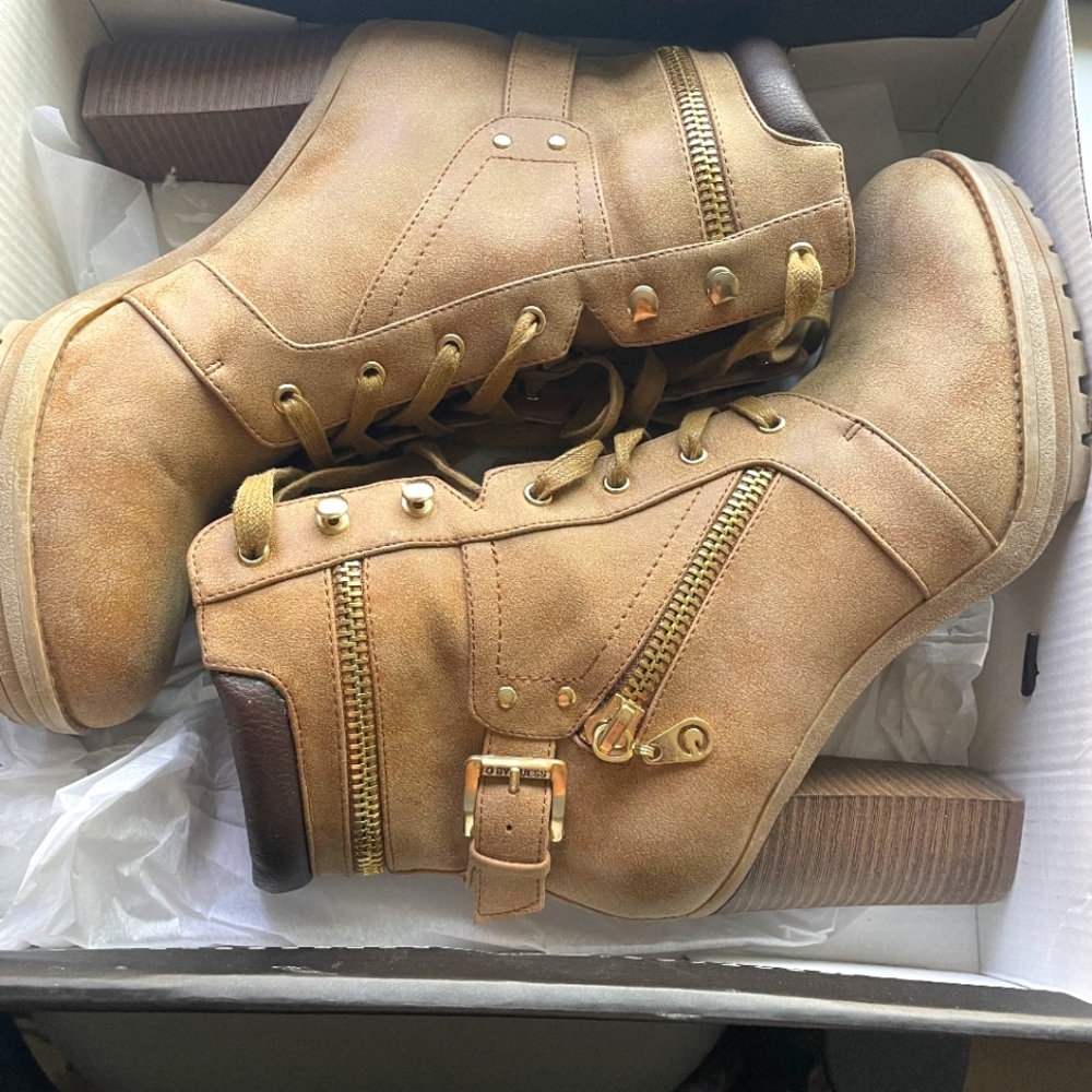 Guess combat boots